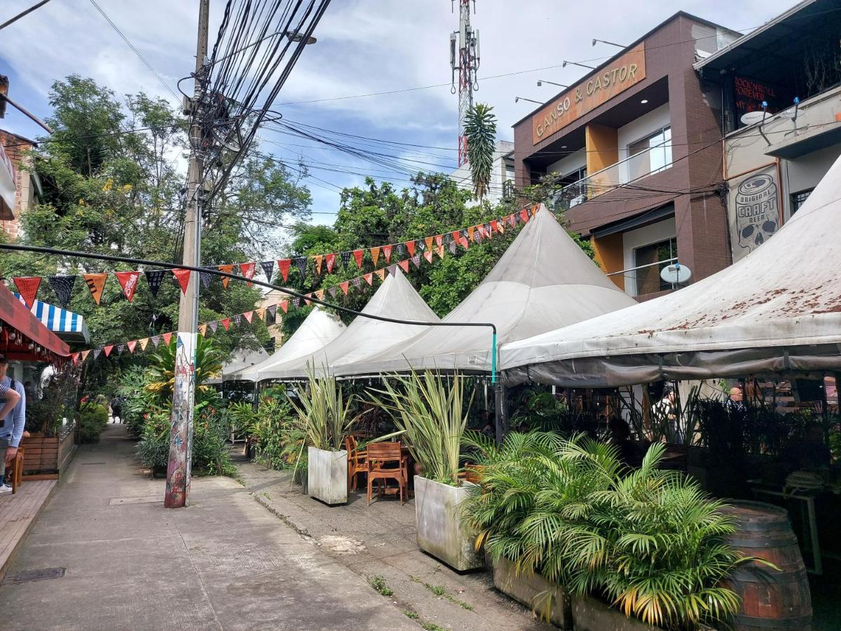 Casa Barrio Poblado Sector Manila - Parking Appartement